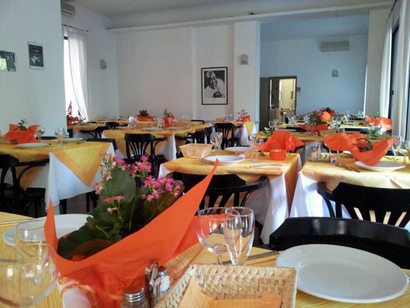 Hotel Annarita Rimini Extérieur photo